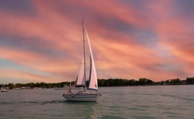 Siófoki Vitorlázás Naplementében Pároknak Ajándék pezsgővel