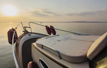 Balatoni Exkluziv Pezsgős Naplementetúra Siófokon Pároknak